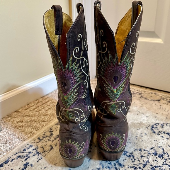 TONY LAMA Embroidered Peacock Feather Brown Leather Stacked Heel 9.5 Wide Calf - Picture 3 of 8